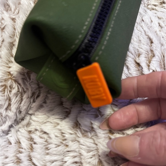 Tooletries The Koby Mini Dopp Kit Toiletries Bag, Anti Bacterial Green Silicone - Picture 9 of 16